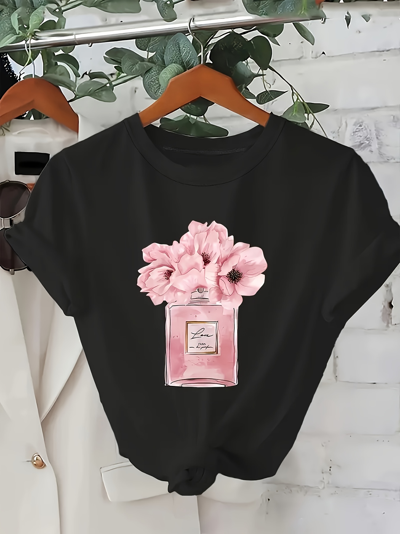 Short Sleeve T-Shirt Paris Per - огляд і ціна Summer Clothing In Paris
